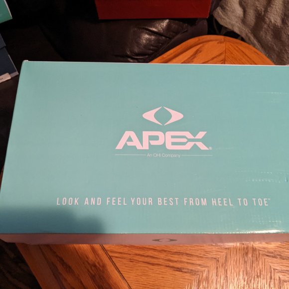 NEW in Box APEX Orthopedic Shoes - Picture 3 of 4